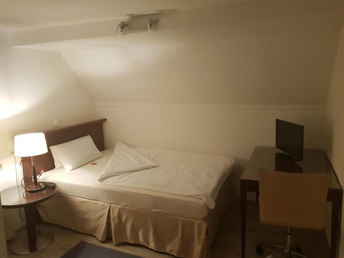 Hotel Pension Bluechersruh Bad Berneck im Fichtelgebirge Szoba fotó